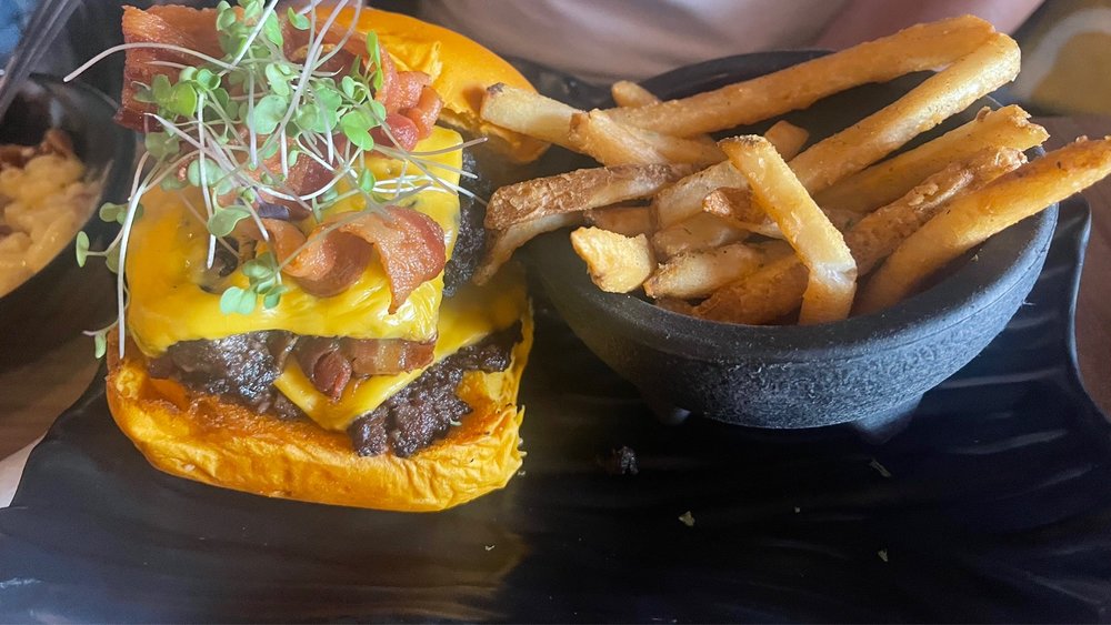 Burgers Mayo Lab Cheeseburger Fries Pinones Beach