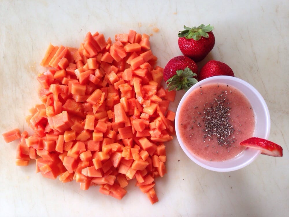Cafe Tresbe Fresh Fruit Juice Pinones Beach
