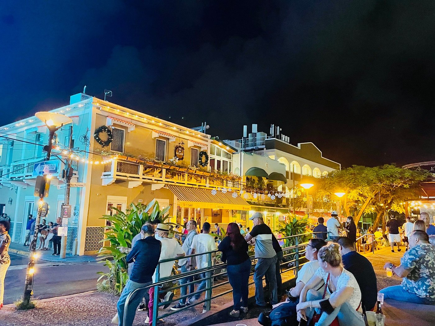 La Placita De Santurce Bars And Restaurants Pinones Beach