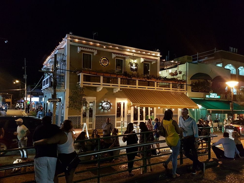 La Placita De Santurce Night View Pinones Beach