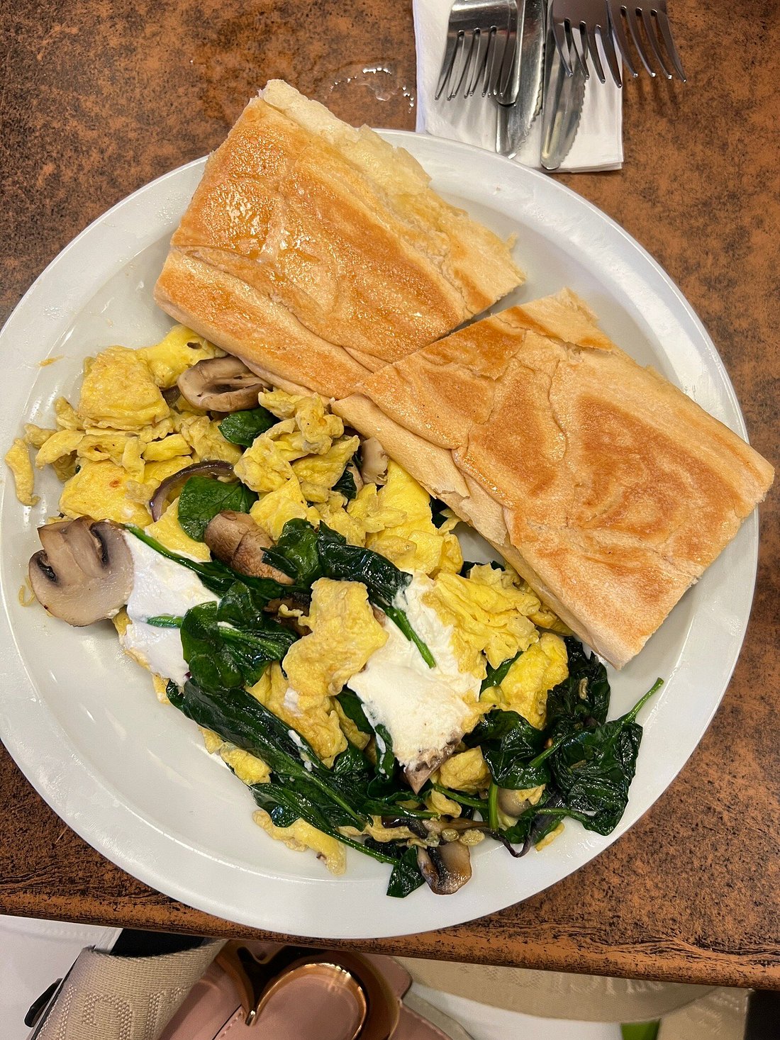 Pinkys Breakfast Scrambled Eggs Toast Pinones Beach