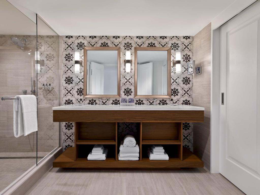 Fairmont El San Juan Hotel Pinones Beach Puerto Rico Bathroom