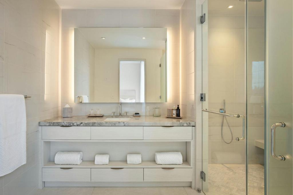 St Regis Bahia Resort Pinones Beach Puerto Rico Bathroom